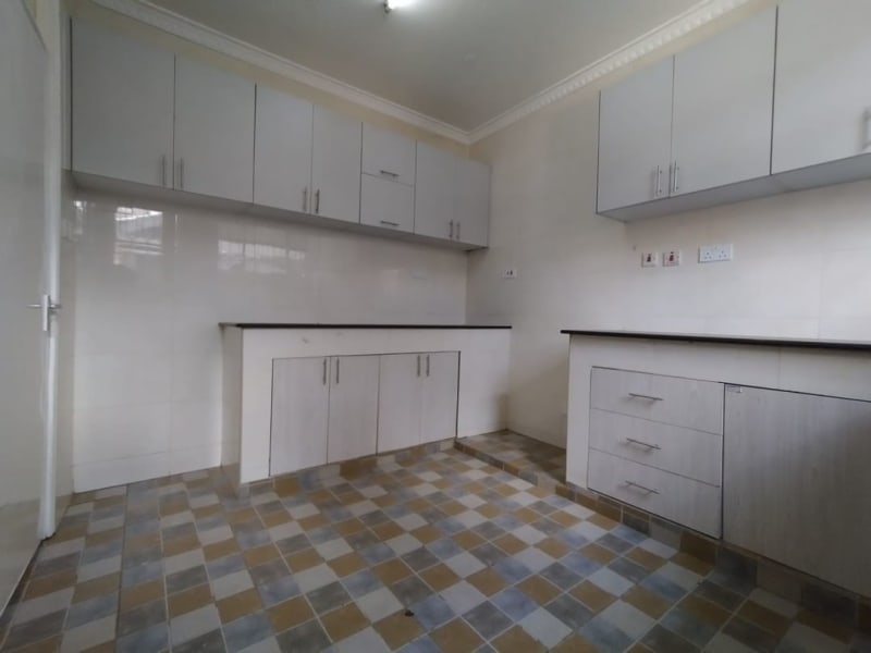3 -Bedroom ALL En-suite + DSQ